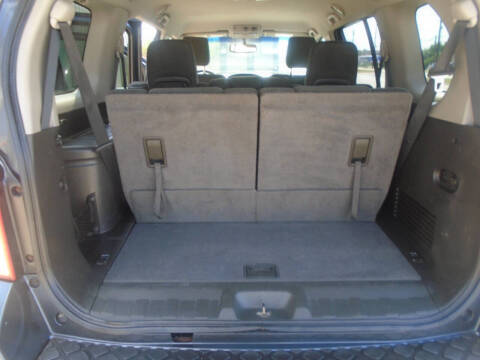 2012 Nissan Pathfinder LE