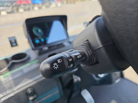 2025 Evolution Maverick 2 + 2