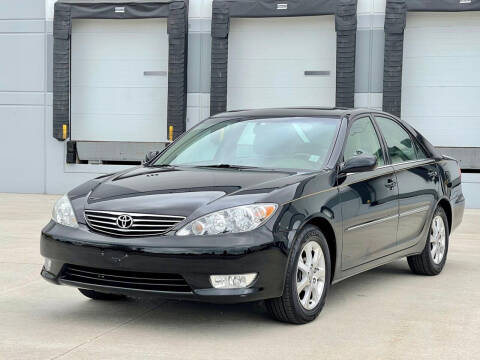 2006 Toyota Camry for sale at Clutch Motors in Lake Bluff IL