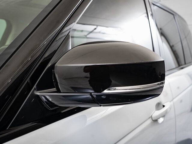 2021 Land Rover Range Rover P525 HSE Westminster Edition