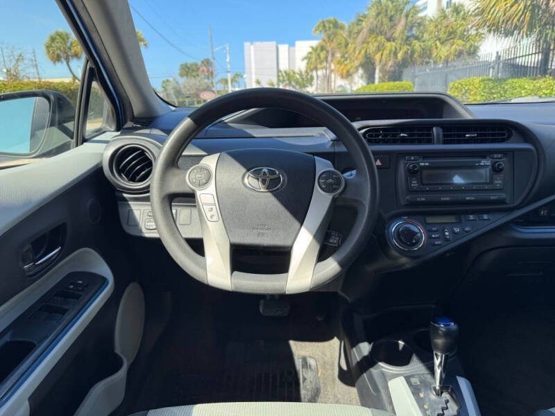 2013 Toyota Prius c Two