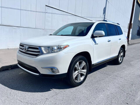 2012 Toyota Highlander for sale at WALDO MOTORS in Kansas City MO