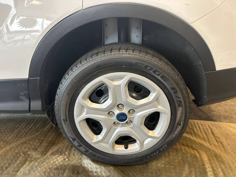 2019 Ford Escape S