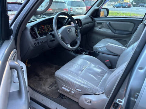 2003 Toyota Sequoia SR5