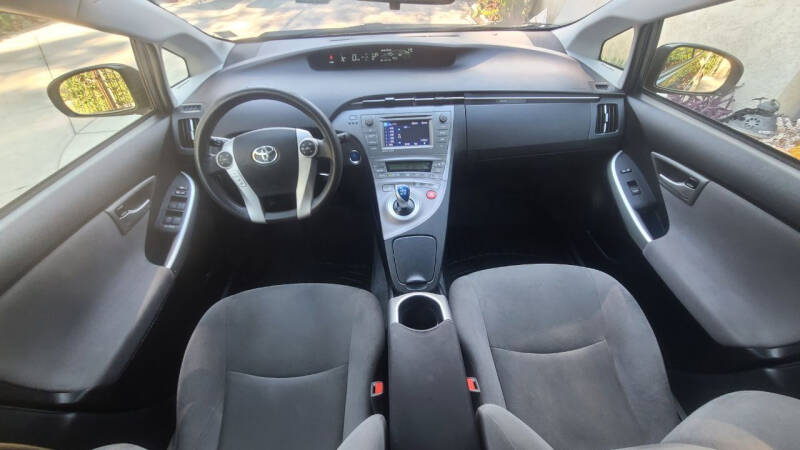 2015 Toyota Prius Three