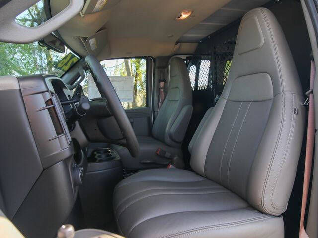 2026 GMC Savana 2500