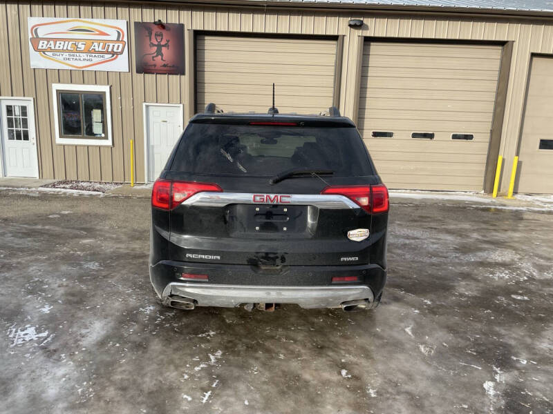 2017 GMC Acadia Denali