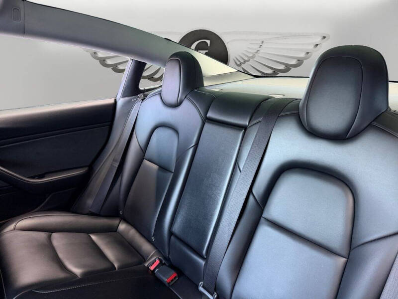 2019 Tesla Model 3 Performance