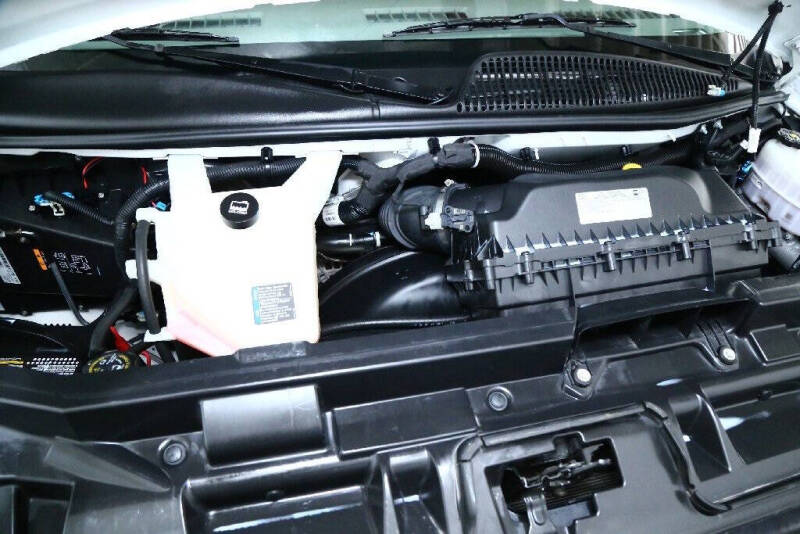 2023 Chevrolet Express 2500