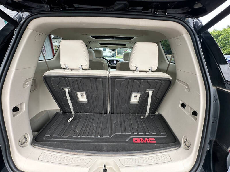 2020 GMC Acadia Denali