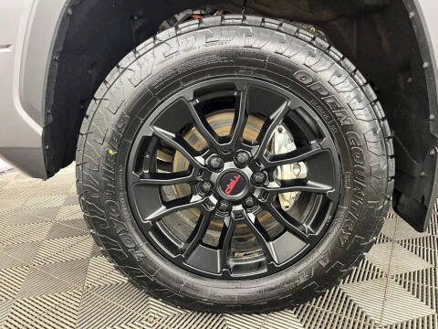 2023 Toyota Tundra Limited HV