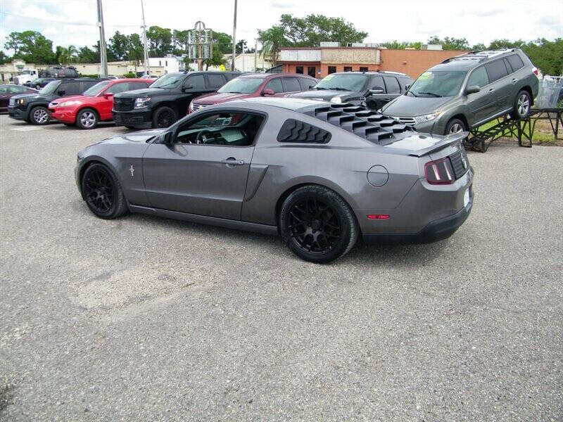 2010 Ford Mustang V6 Premium
