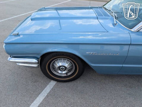 1964 Ford Thunderbird