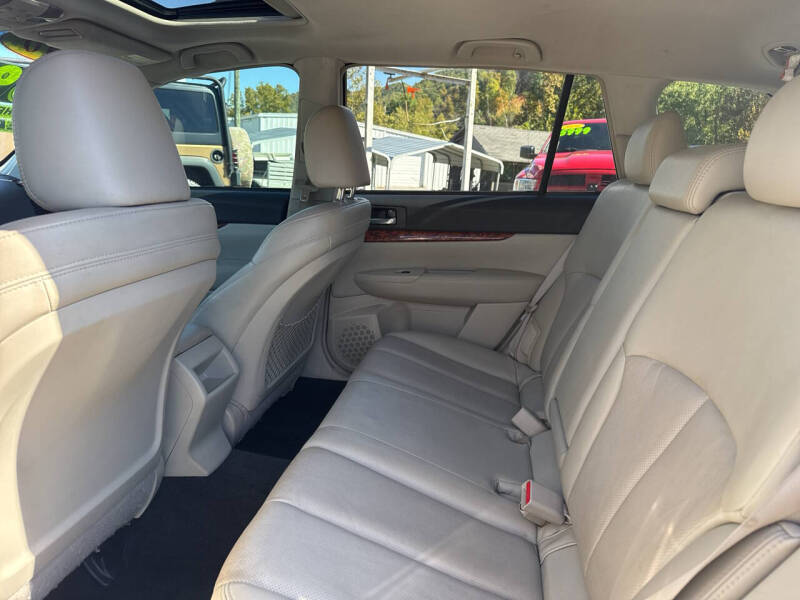 2010 Subaru Outback 2.5i Limited