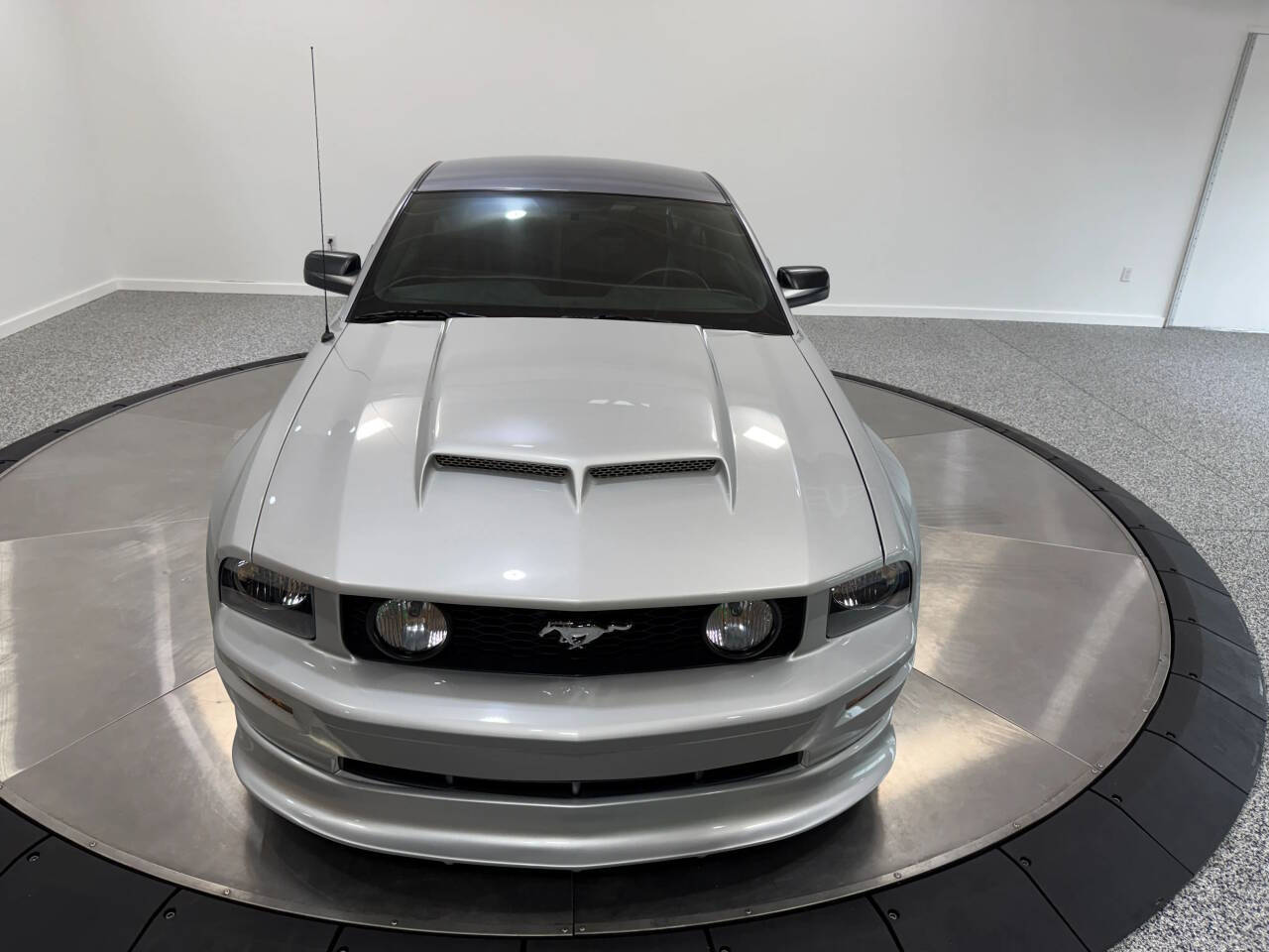 2007 Ford Mustang 6