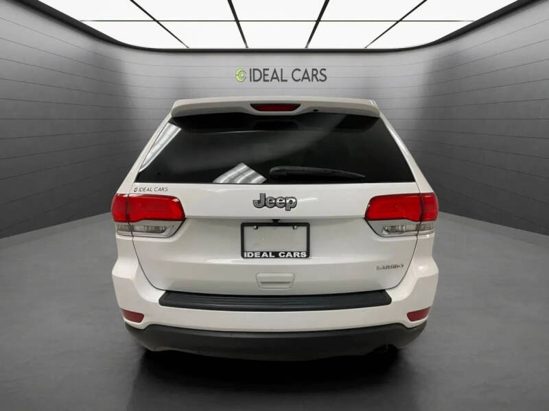 2016 Jeep Grand Cherokee Laredo