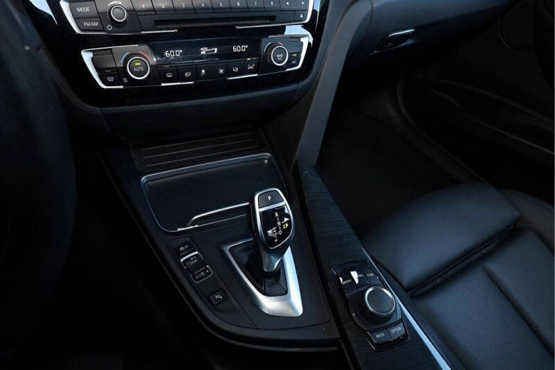 2018 BMW 3 Series 330i