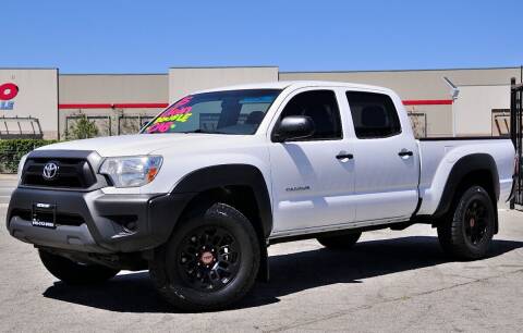 2015 Toyota Tacoma for sale at Kustom Carz in Pacoima CA