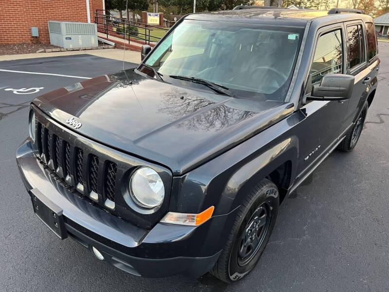 2015 Jeep Patriot for sale at Explorer Auto Sales in Selma NC