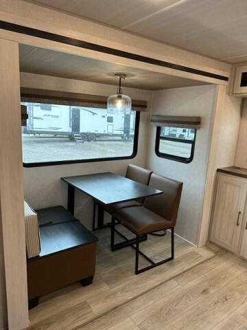 2024 Forest River Surveyor