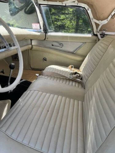 1957 Ford Thunderbird