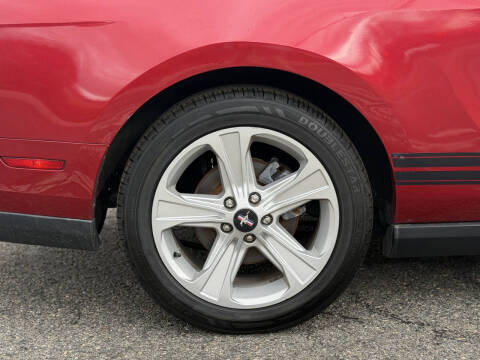2010 Ford Mustang V6 Premium