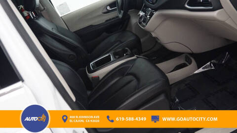 2024 Chrysler Pacifica Touring L