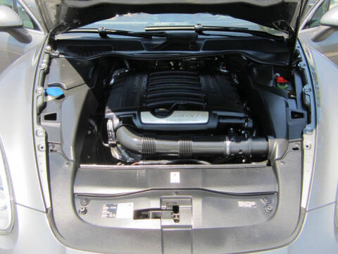 2014 Porsche Cayenne Platinum