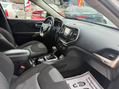 2018 Jeep Cherokee Latitude