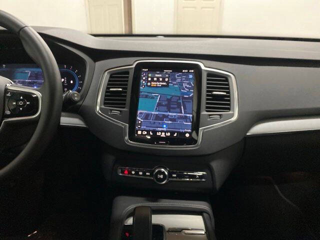 2025 Volvo XC90 B5 Core Bright Theme