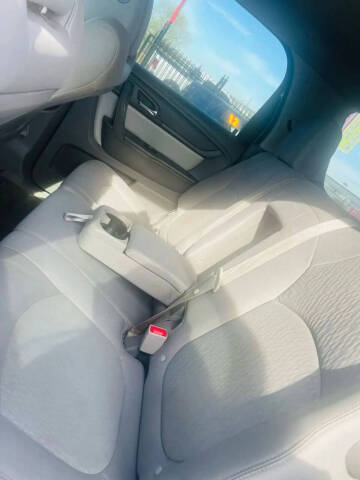 2016 GMC Acadia SLE-1