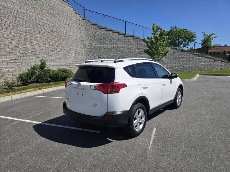 2013 Toyota RAV4 XLE