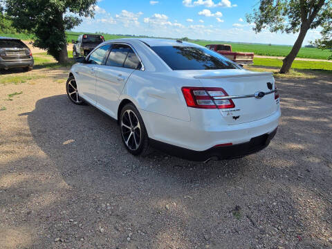 2016 Ford Taurus SEL
