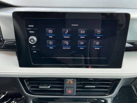 2025 Volkswagen Taos S 4Motion