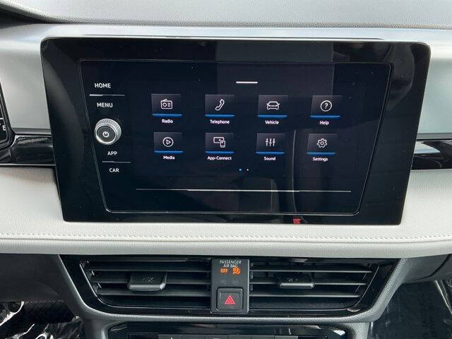 2025 Volkswagen Taos S 4Motion