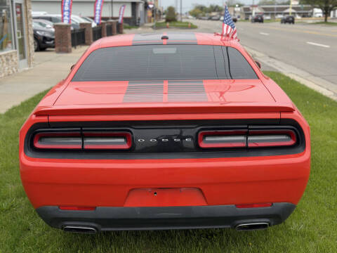 2017 Dodge Challenger SXT