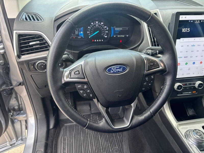 2023 Ford Edge