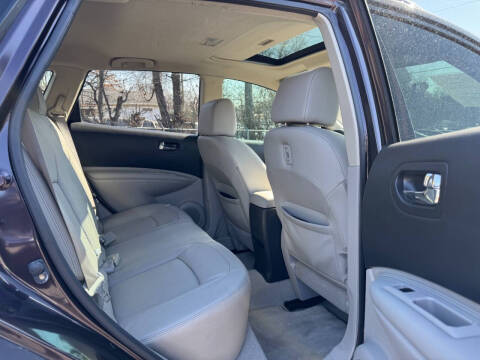 2011 Nissan Rogue S Krom