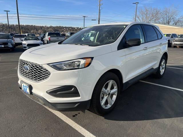 Used 2023 Ford Edge SE with VIN 2FMPK4G91PBA42184 for sale in Madras, OR