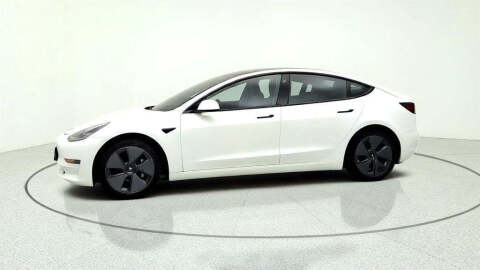 2021 Tesla Model 3 Standard Range Plus
