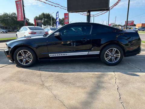 2012 Ford Mustang V6