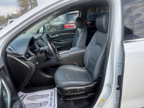 2021 Buick Enclave Essence