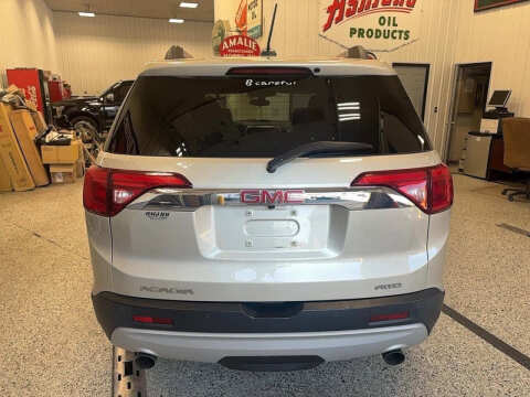 2017 GMC Acadia SLE-2