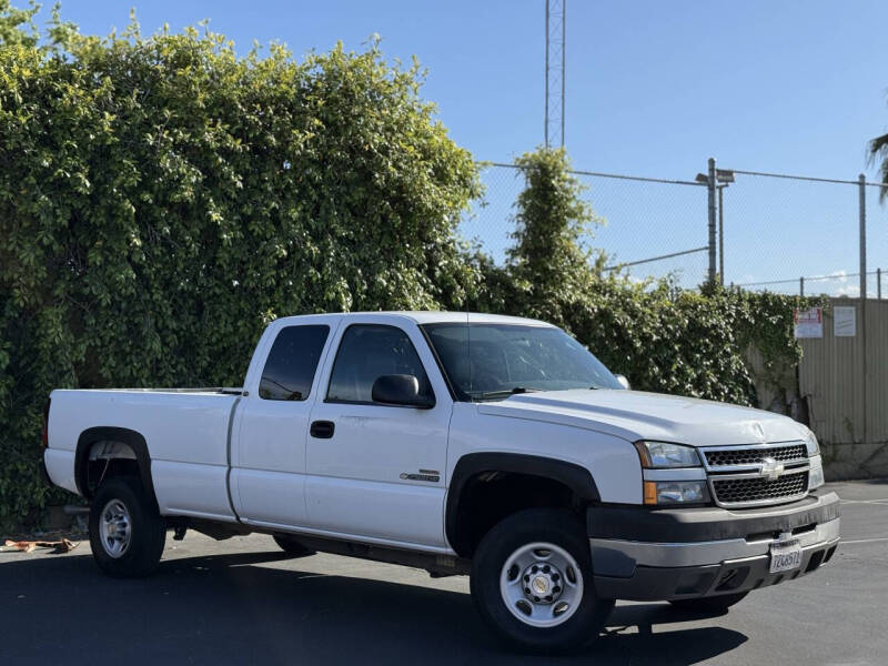 Used 2005 Chevrolet Silverado 2500HD Work with VIN 1GCHC29255E228368 for sale in Sacramento, CA
