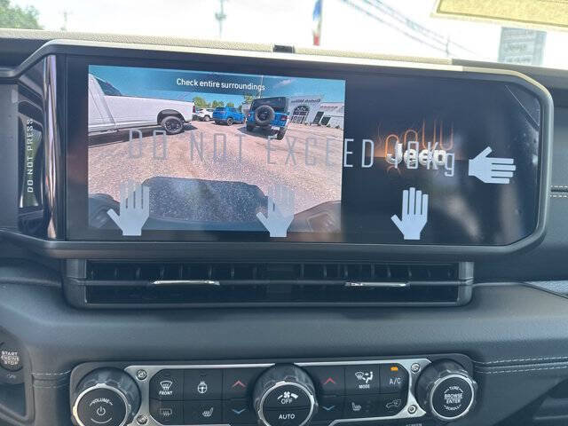 2025 Jeep Gladiator High Tide