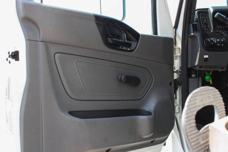 2022 International MV607