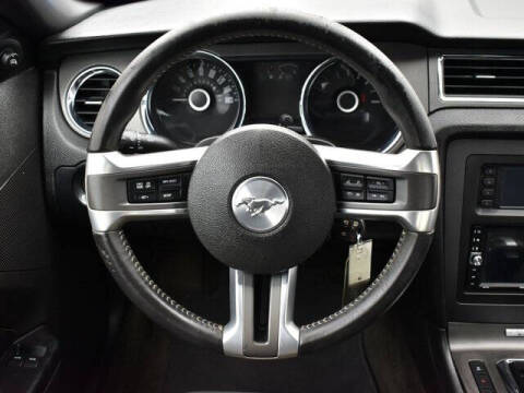 2014 Ford Mustang V6