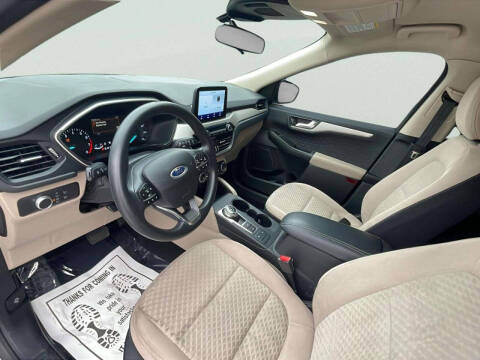 2020 Ford Escape SE