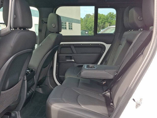 2025 Land Rover Defender 110 P500 X-Dynamic SE