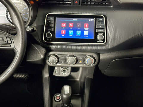 2023 Nissan Kicks S
